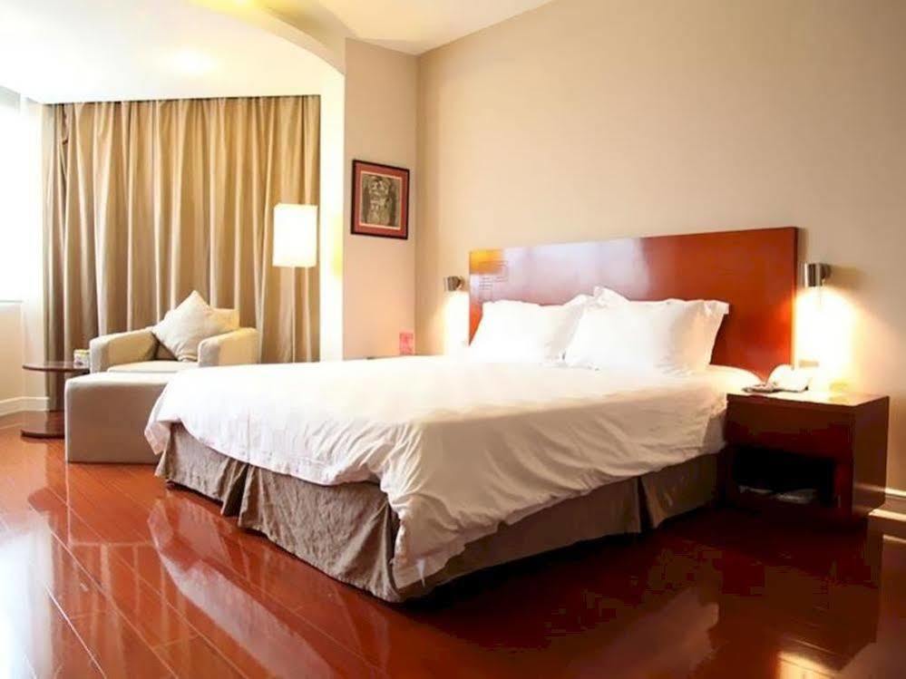 Huntington Terrace Hotel Shanghai Exterior photo